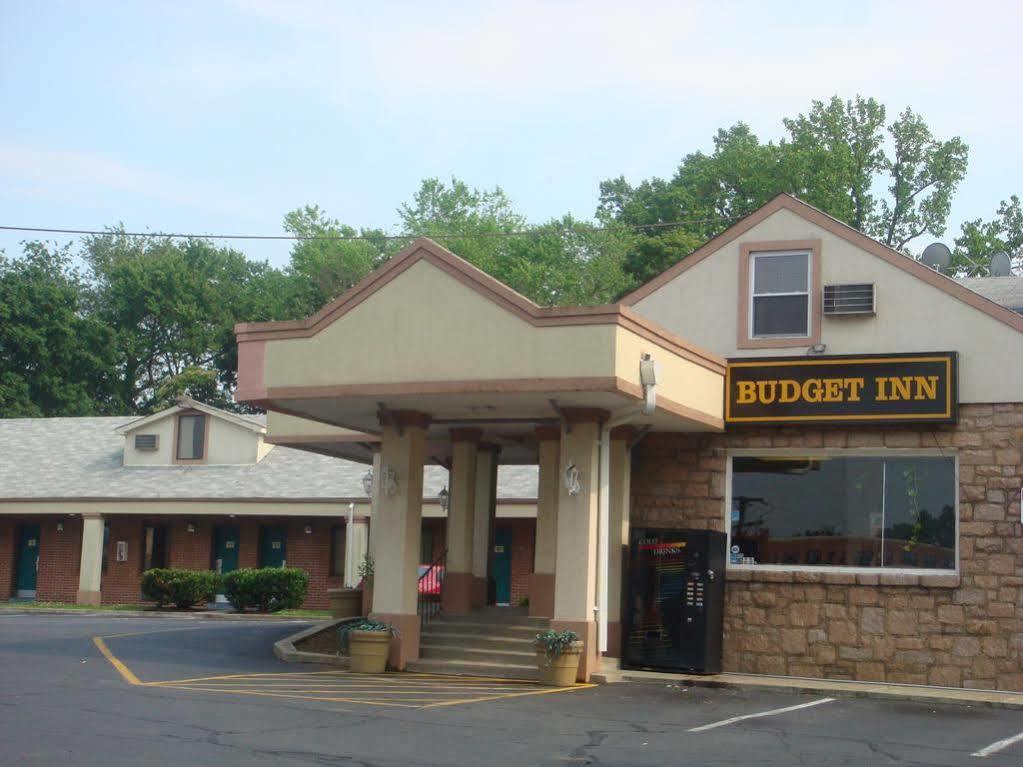 Budget Inn Falls Church Eksteriør bilde
