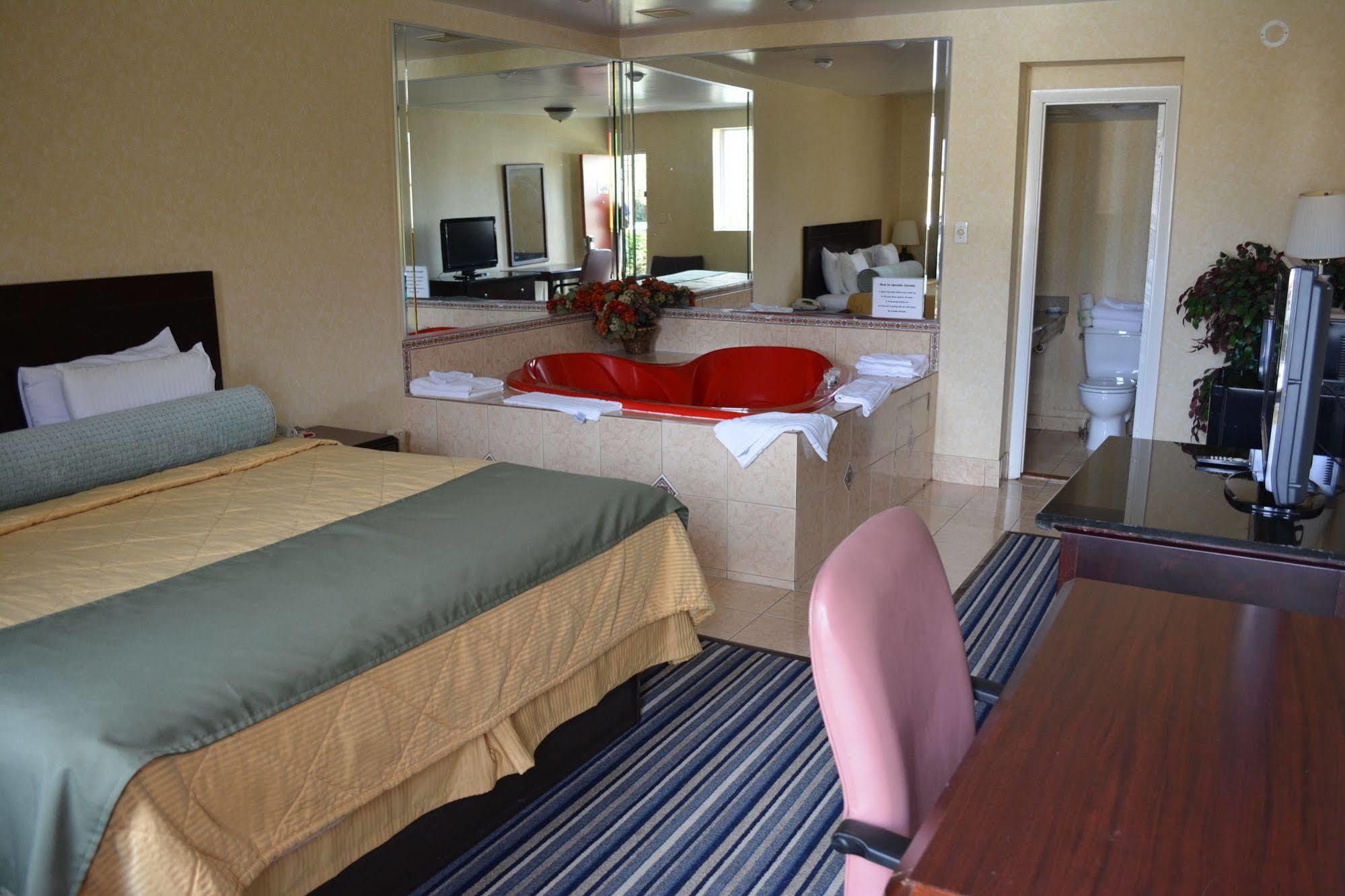 Budget Inn Falls Church Eksteriør bilde