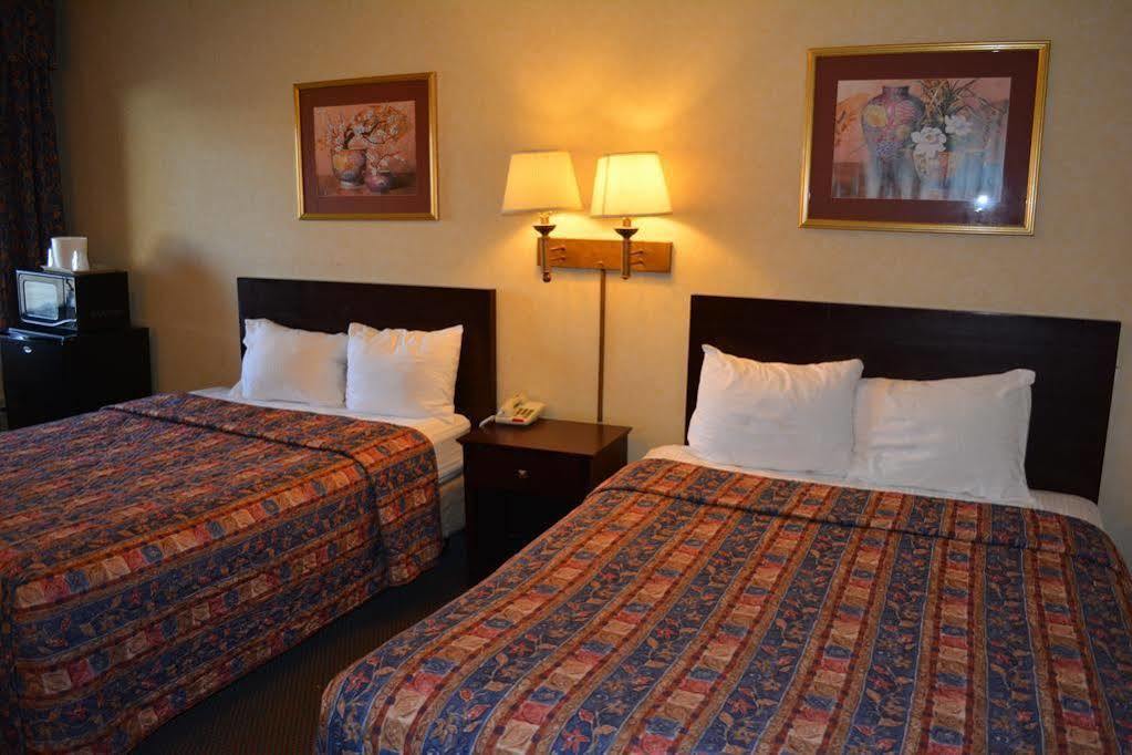 Budget Inn Falls Church Eksteriør bilde